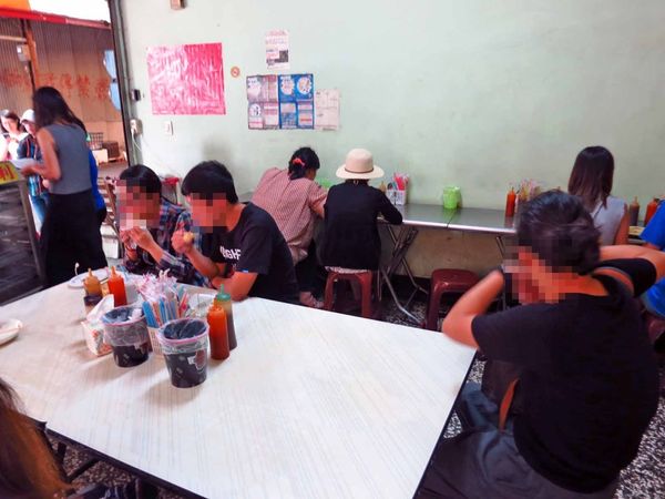 【台南美食】阿公阿婆蛋餅-粉漿做的超人氣排隊手工蛋餅美食