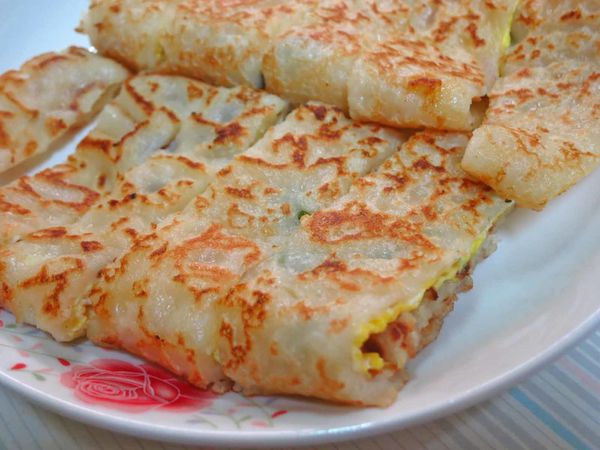 【台南美食】阿公阿婆蛋餅-粉漿做的超人氣排隊手工蛋餅美食