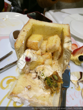 公主最愛下午茶－台北車站義大利麵、忠孝西路蜜糖吐司《Dazzling Cafe Kiwi》