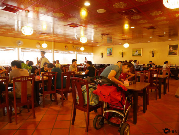 新北．三芝 ║ 越南小棧 ║ 道地開胃南洋美食，大推海鮮酸辣河粉