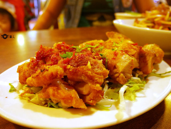 新北．三芝 ║ 越南小棧 ║ 道地開胃南洋美食，大推海鮮酸辣河粉