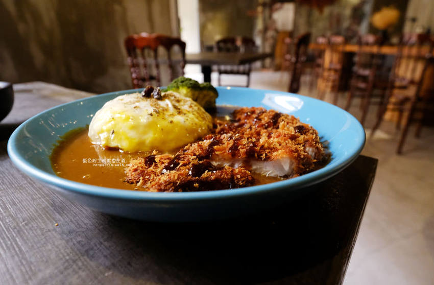 台中東區│茶寮侘助-東區老屋日式咖哩和抹茶甜點，預約制 - 藍色起士的美食主義