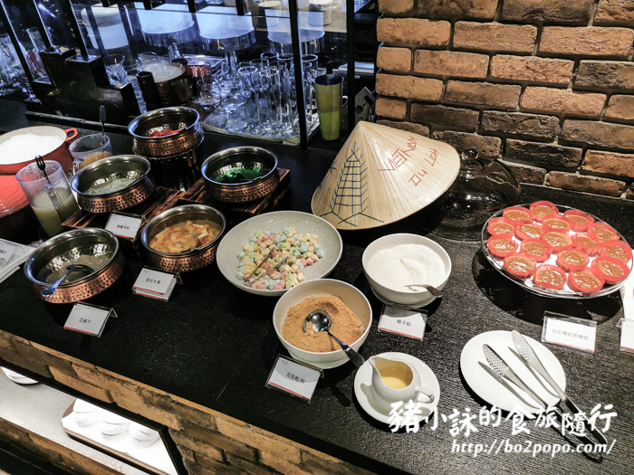 高雄。新興》etage 15平日半自助午餐沙拉吃到飽+高空景觀