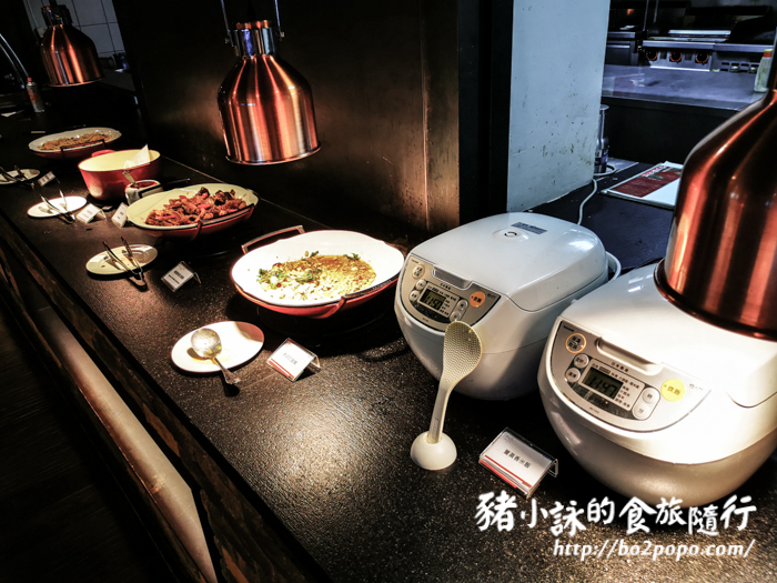 高雄。新興》etage 15平日半自助午餐沙拉吃到飽+高空景觀