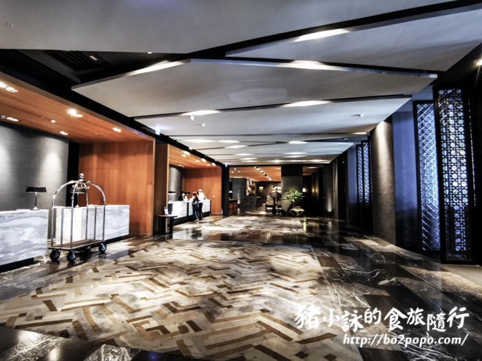 高雄。新興》etage 15平日半自助午餐沙拉吃到飽+高空景觀