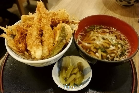 天吉屋(巨城店):♡ 新竹食 ♡ 天吉屋 。二訪好吃的天丼