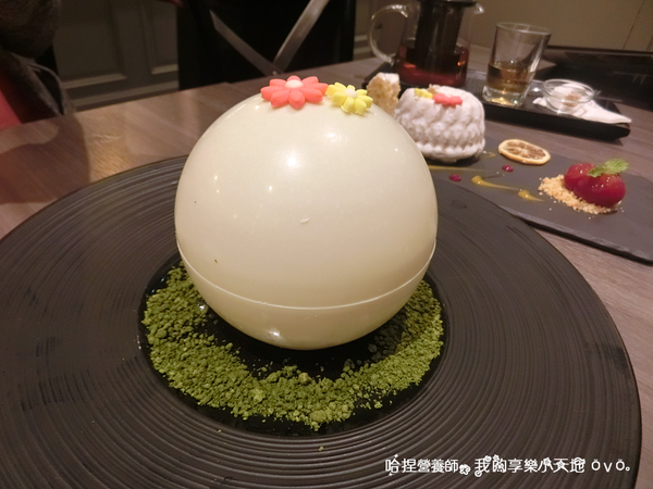 【台北東區美食】《咖啡瑪榭-忠孝店》夢幻甜點融化所有少女心，享受極致風味的法義料理。燉飯、義大利麵、沙拉、甜點、咖啡、茶飲