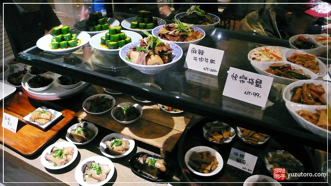 餃子樂(原東湖王家水餃):不只餃子吃了樂,酸白菜也正點