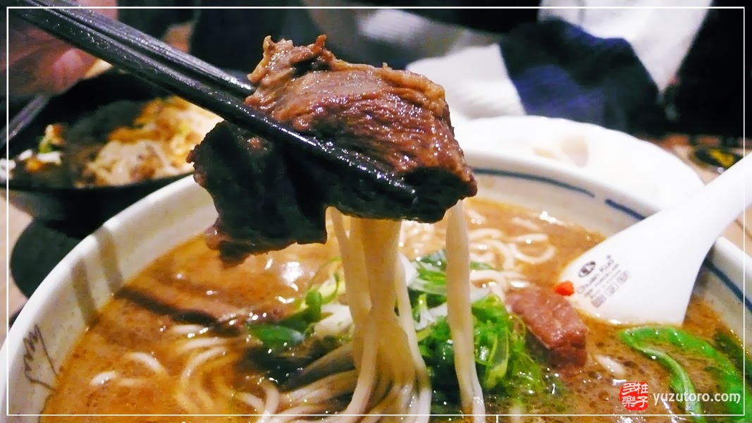 餃子樂(原東湖王家水餃):不只餃子吃了樂,酸白菜也正點