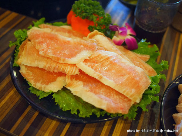 勾勾鍋 鴛鴦火鍋：【食記】台南go go hot pot 勾勾鍋鴛鴦火鍋@中西區 : 食材新鮮份量實在,CP值還頗高呢!