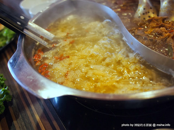 勾勾鍋 鴛鴦火鍋：【食記】台南go go hot pot 勾勾鍋鴛鴦火鍋@中西區 : 食材新鮮份量實在,CP值還頗高呢!