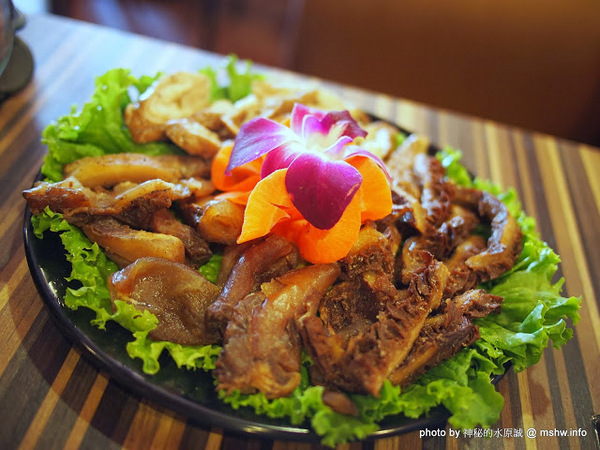 勾勾鍋 鴛鴦火鍋：【食記】台南go go hot pot 勾勾鍋鴛鴦火鍋@中西區 : 食材新鮮份量實在,CP值還頗高呢!