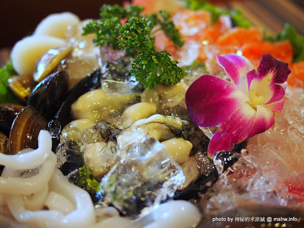 勾勾鍋 鴛鴦火鍋：【食記】台南go go hot pot 勾勾鍋鴛鴦火鍋@中西區 : 食材新鮮份量實在,CP值還頗高呢!