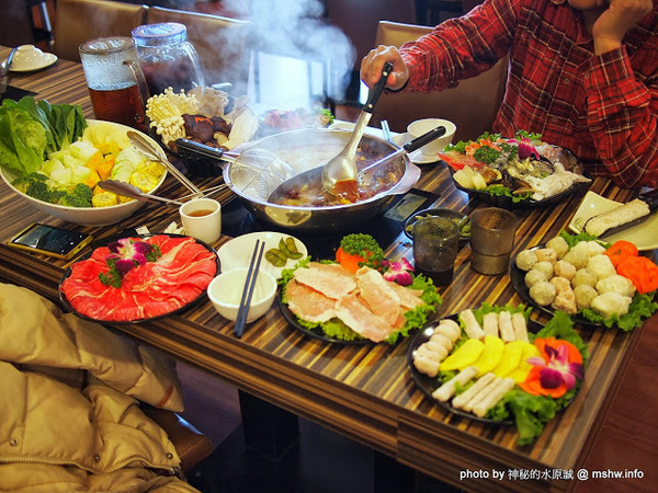 勾勾鍋 鴛鴦火鍋：【食記】台南go go hot pot 勾勾鍋鴛鴦火鍋@中西區 : 食材新鮮份量實在,CP值還頗高呢!