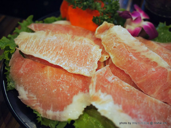 勾勾鍋 鴛鴦火鍋：【食記】台南go go hot pot 勾勾鍋鴛鴦火鍋@中西區 : 食材新鮮份量實在,CP值還頗高呢!