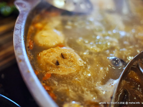 勾勾鍋 鴛鴦火鍋：【食記】台南go go hot pot 勾勾鍋鴛鴦火鍋@中西區 : 食材新鮮份量實在,CP值還頗高呢!
