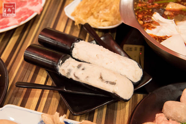 勾勾鍋 鴛鴦火鍋:【台南美食】食材新鮮又澎湃|湯頭美味|白飯、冰淇淋和鍋底免費吃~勾勾鍋鴛鴦火鍋