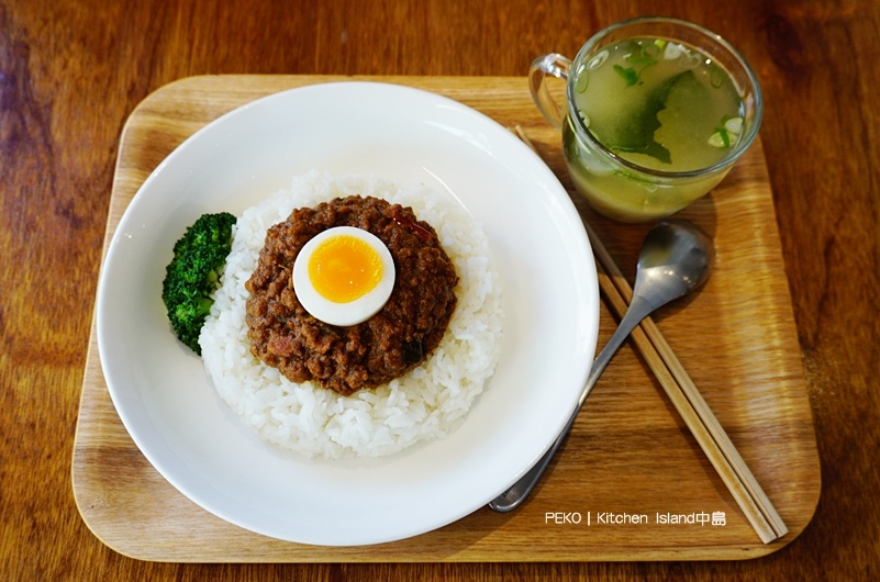 咖哩爭霸戰.月見君想咖哩.Kitchen Island中島.十巷咖哩.Ebisu咖哩.台北咖哩飯推薦.台北好吃咖哩.台北美食.