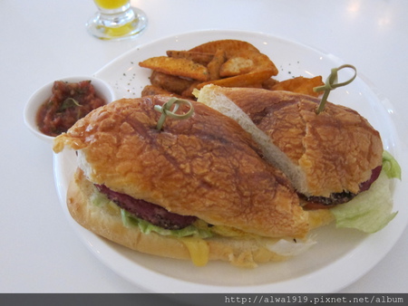 IMG_0124.JPG IMG_0124.JPG