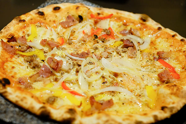 家鄉披薩.jpg 家鄉披薩.jpg