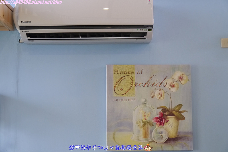 【宿▍宜蘭】天空島上的小木屋ღ宜蘭出現像國外的彩色屋~拍不停，相機拍到沒電手機拿出來也要拍