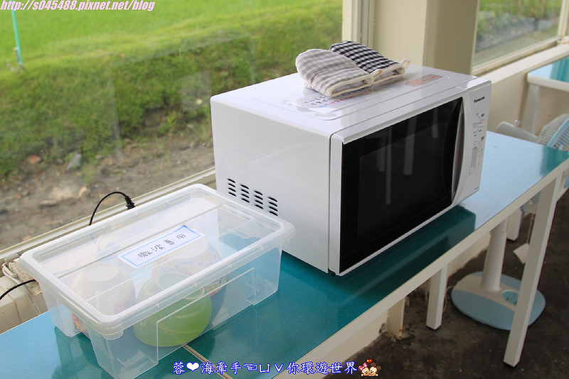 【宿▍宜蘭】天空島上的小木屋ღ宜蘭出現像國外的彩色屋~拍不停，相機拍到沒電手機拿出來也要拍