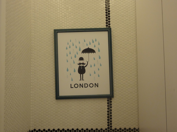 多那之咖啡(斗六旗艦店)：1021008[官本金文愛台灣]孔雀藍系多那之咖啡蛋糕烘焙斗六旗艦店好吃泡芙大的像酥皮濃湯貴族享受平價消費