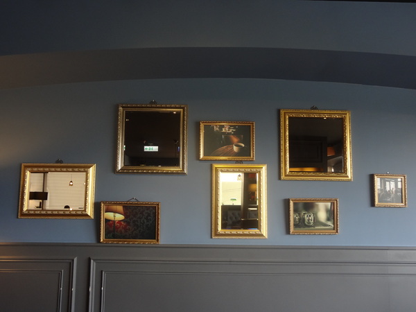 多那之咖啡(斗六旗艦店)：1021008[官本金文愛台灣]孔雀藍系多那之咖啡蛋糕烘焙斗六旗艦店好吃泡芙大的像酥皮濃湯貴族享受平價消費