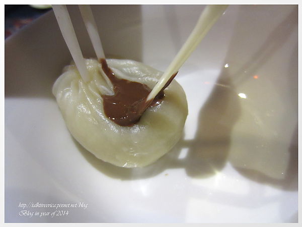 『呷』「北市信義區」☆李雪辣嬌 川味廚房☆ 回味無窮的炸肥腸