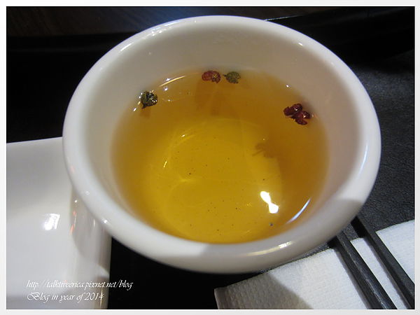 『呷』「北市信義區」☆李雪辣嬌 川味廚房☆ 回味無窮的炸肥腸