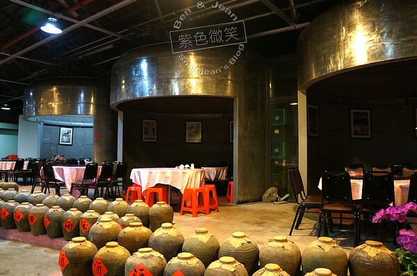 宜蘭縣宜蘭市宜蘭酒廠餐廳》發酵槽包廂區好特別，經濟實惠、美味的合菜2500元起，有停車場