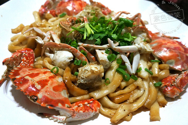 宜蘭縣宜蘭市宜蘭酒廠餐廳》發酵槽包廂區好特別，經濟實惠、美味的合菜2500元起，有停車場