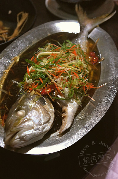 宜蘭縣宜蘭市宜蘭酒廠餐廳》發酵槽包廂區好特別，經濟實惠、美味的合菜2500元起，有停車場