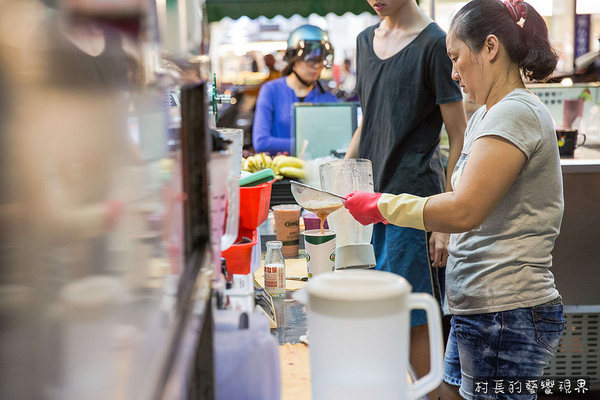 四季逗黑砂糖木瓜牛奶:【食記】{高雄。苓雅區}自強夜市裡的果汁調色盤四季逗好喝新鮮又健康 四季逗黑砂糖木瓜牛奶:【食記】{高雄。苓雅區}自強夜市裡的果汁調色盤四季逗好喝新鮮又健康