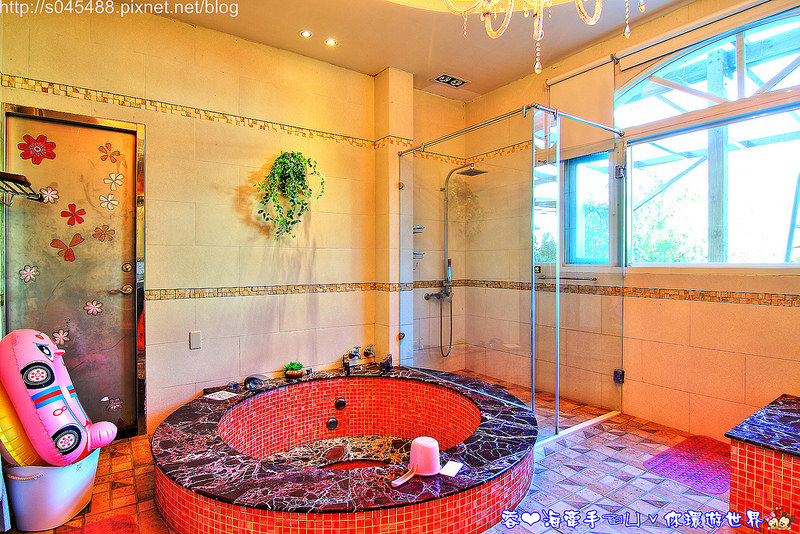 【宜蘭▍溜滑梯親子民宿】聖荷緹渡假城堡♥民宿主人電話應接不暇!歐式城堡,是爸媽們不容錯過的溜滑梯親子民宿