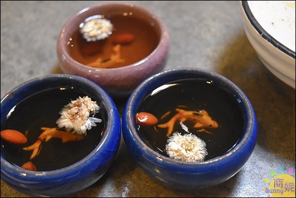 昨日花卷 跨界好食：台中超值商業午餐。大份量異國美味打卡加送飲料套餐均一價240