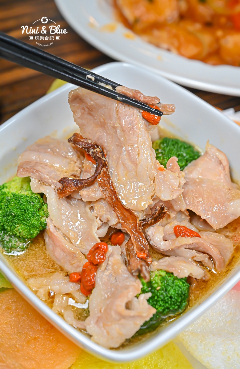 台中勤美商圈創意料理，一個人也可吃中式合菜、商業午餐