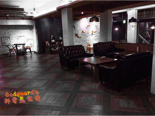 昨日花卷 跨界好食：(食記)[台中市西區] 好澎湃的大卷兒～祕凍滷牛肉花卷套餐——昨日花卷