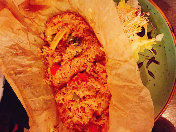 （FoOd台中)♥自己動手捲的料理〔昨日花卷〕，創意料理無國界，想吃什麼就加什麼