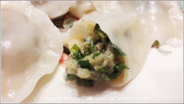 老克明蔥神派【多層次餅皮】(150±10g)X5包：《網購宅配美食》假日在家方便的美食小吃-『老克明食品有限公司』的「手工水餃」及「手工蔥神派」