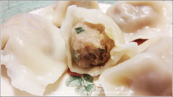 老克明蔥神派【多層次餅皮】(150±10g)X5包：《網購宅配美食》假日在家方便的美食小吃-『老克明食品有限公司』的「手工水餃」及「手工蔥神派」