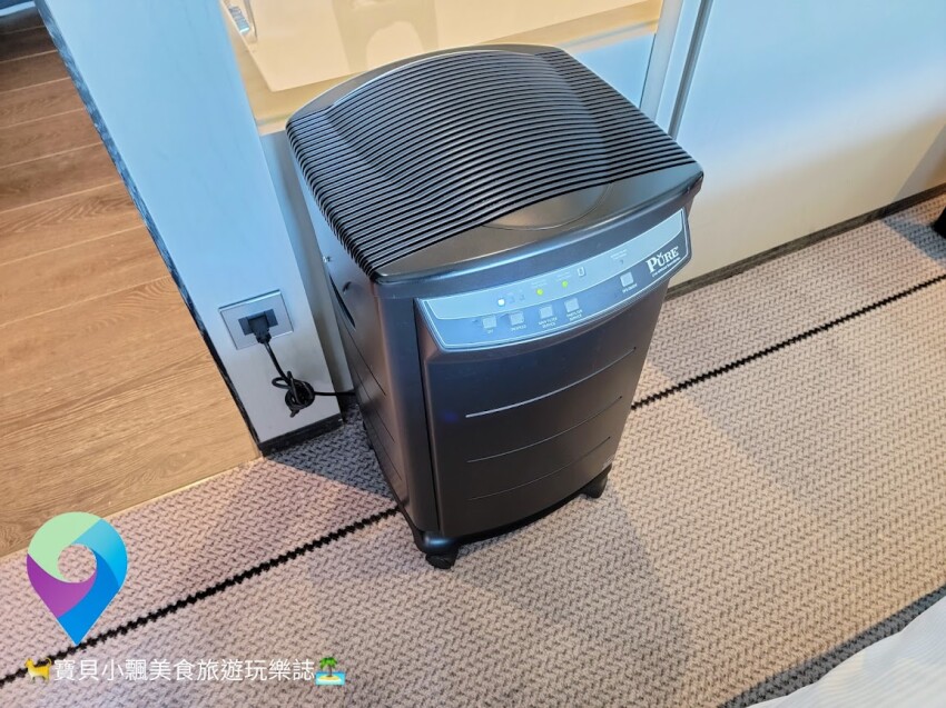 [住]台北 寒舍艾麗酒店 客房內及戶外泳池 擁覽絕佳的台北101美景 PURE高效率殺菌清淨機 房內享受高品質好空