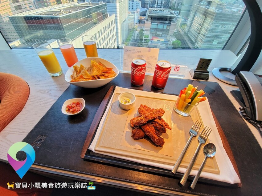 [住]台北 寒舍艾麗酒店 客房內及戶外泳池 擁覽絕佳的台北101美景 PURE高效率殺菌清淨機 房內享受高品質好空