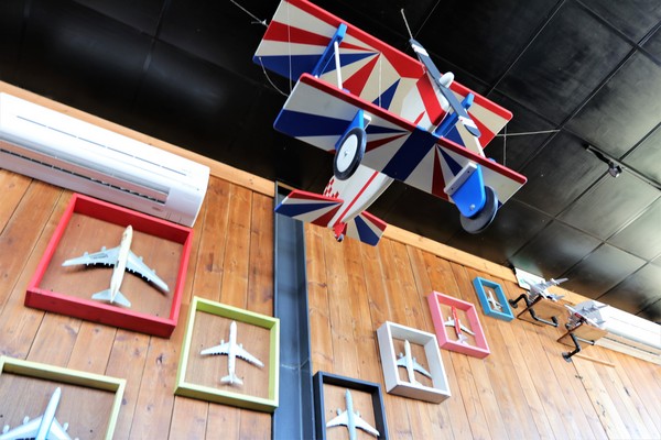 桃園第三航廈咖啡:】第三航廈咖啡廳~超人氣賞空中大鳥機機店家