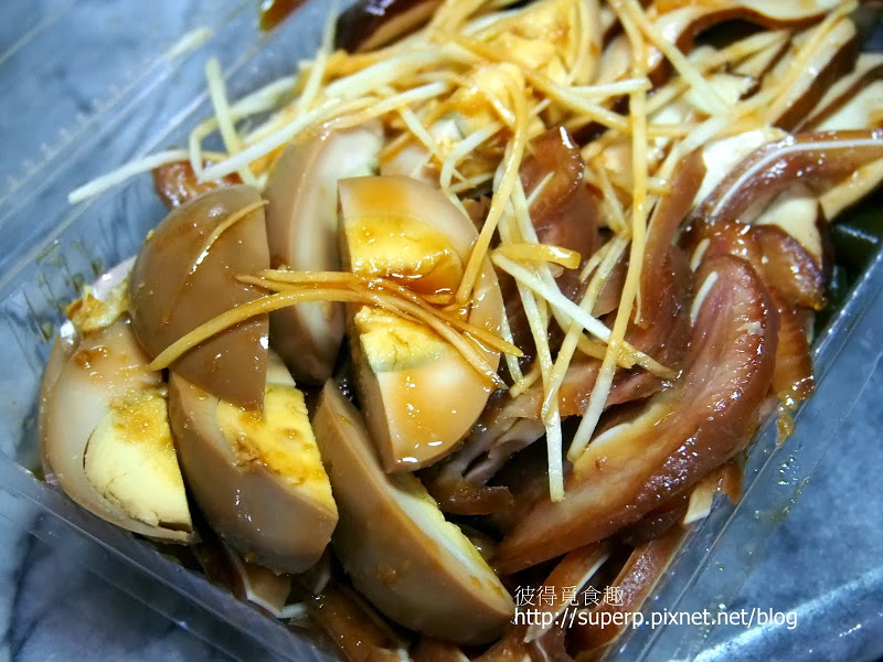 [中台灣食記]台中的第五市場正老牌魷魚羹：料多味美好滋味