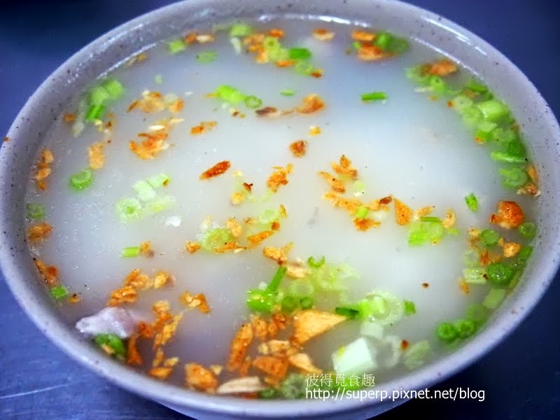 [中台灣食記]台中樂群街的蚵仔粥：令人回味的B級美食