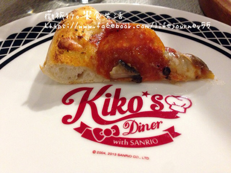 台北大安。忠孝敦化站｜Kikos Diner 夏威夷漢堡排飯專賣店 ♥ 全球首家Sanrio(三麗鷗)授權美式餐廳｜2013.12