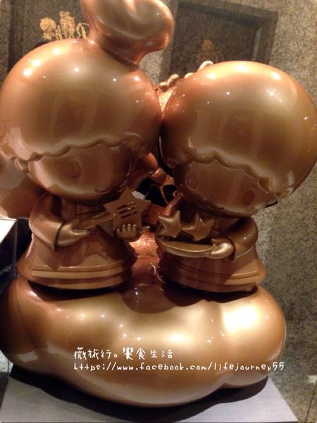 台北大安。忠孝敦化站｜Kikos Diner 夏威夷漢堡排飯專賣店 ♥ 全球首家Sanrio(三麗鷗)授權美式餐廳｜2013.12