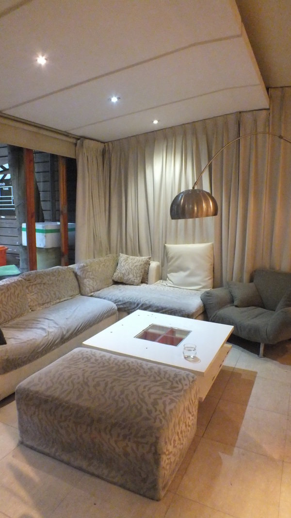 鬆餅控可別錯過啦!導演姐妹的店。下午茶聊天用餐的好去處。蜂蜜芥末雞肉沙拉也好美味呦~