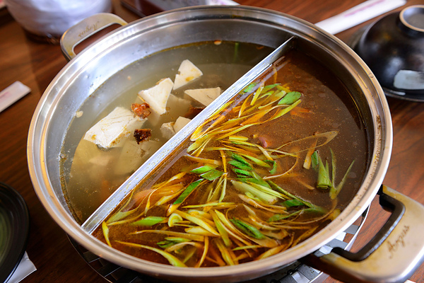 DSC_1990.jpg DSC_1990.jpg